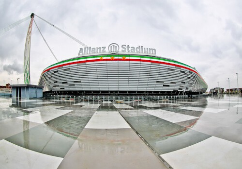 Стадион Ювентуса Альянц 

Стадиум в Турине